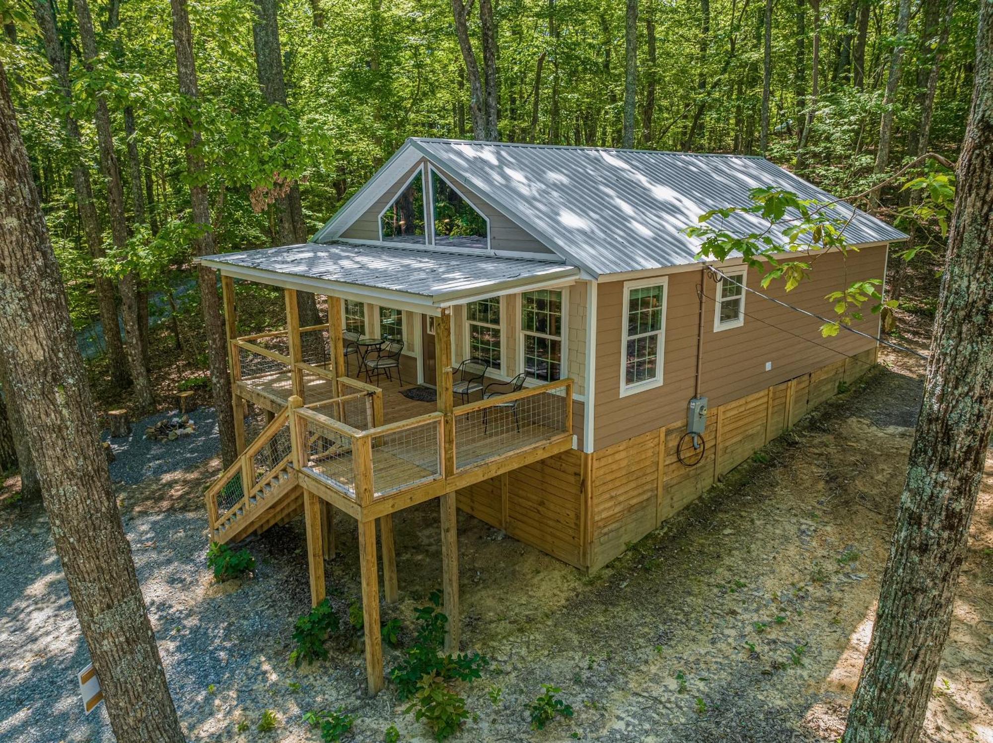 Coyote Cabin At Woodland Retreat At Desoto Beside Desoto State Park Fort Payne Exterior photo